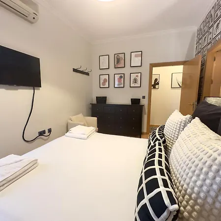 Urbe10 Plaza De Uncibay 3 Bedrooms Apatment Apartamento