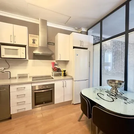 דירה Urbe10 Plaza De Uncibay 3 Bedrooms Apatment *